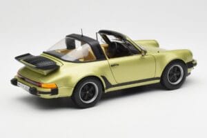 Porsche 911 930 Turbo Targa Green Metallic Norev 1:18 187526 Diecast — photo 4 of 10