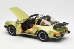 Porsche 911 930 Turbo Targa Green Metallic Norev 1:18 187526 Diecast — photo 7 of 10