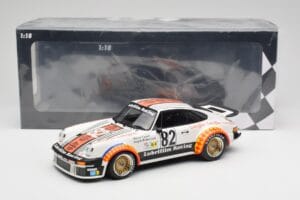 Porsche 911 934 #82 H. Müller / A. Pallavicini Lubrifilm Racing Winners Group 4 24 Hours of Le Mans 1979 Minichamps 1:18 1557 — photo 6 of 6