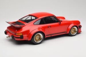 Porsche 911 934 RSR Red 1976 Minichamps 1:12 125766400 Diecast — photo 2 of 6
