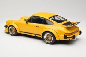 Porsche 911 934 RSR Yellow 1976 Minichamps 1:12 125766401 Diecast — photo 5 of 6