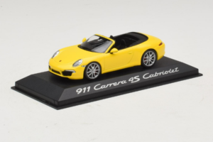 Porsche 911 991 Carrera 4S Cabriolet Yellow Minichamps 1:43 WAP0201120C Diecast — photo 2 of 5
