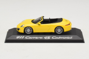 Porsche 911 991 Carrera 4S Cabriolet Yellow Minichamps 1:43 WAP0201120C Diecast
