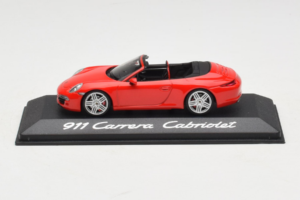 Porsche 911 991 Carrera Cabriolet Red Minichamps 1:43 WAP0200120C Diecast