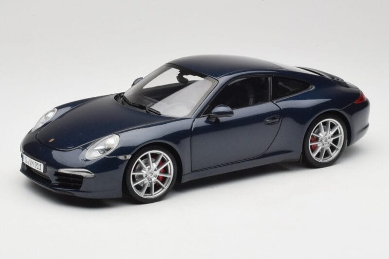 Porsche 911 991 Carrera S Blue Metallic Minichamps 1:18 WAP0210200C Diecast