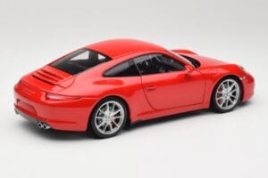 Porsche 911 991 Carrera S Guards Red Minichamps 1:18 100061020 Diecast — photo 3 of 8