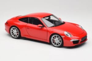 Porsche 911 991 Carrera S Guards Red Minichamps 1:18 100061020 Diecast — photo 6 of 8