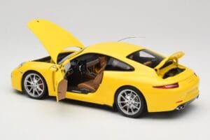 Porsche 911 991 Carrera S Racing Yellow Minichamps 1:18 100061021 Diecast — photo 5 of 8