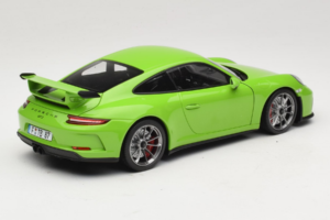 Porsche 911 991 GT3 Green Shmee150 Minichamps 1:18 110067025 Diecast — photo 3 of 8
