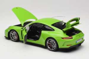 Porsche 911 991 GT3 Green Shmee150 Minichamps 1:18 110067025 Diecast — photo 5 of 8