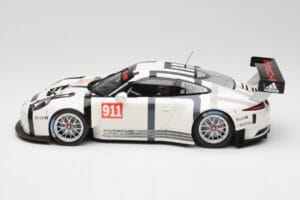 Porsche 911 991 GT3 R #911 2015 Minichamps 1:18 155156000 Diecast — photo 3 of 6
