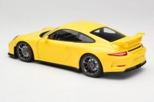 Porsche 911 991 GT3 Racing Yellow & Silver Wheels Minichamps 1:18 110062722 Diecast — photo 7 of 8
