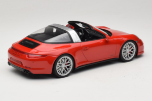 Porsche 911 991 Targa GTS Red GT Spirit 1:18 GT718 Resin — photo 2 of 6