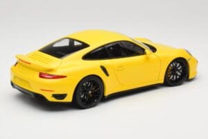 Porsche 911 991 Turbo S Yellow With Black Wheels Minichamps 1:18 110062321 Diecast — photo 3 of 8