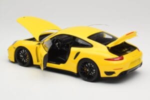 Porsche 911 991 Turbo S Yellow With Black Wheels Minichamps 1:18 110062321 Diecast — photo 5 of 8