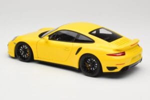 Porsche 911 991 Turbo S Yellow With Black Wheels Minichamps 1:18 110062321 Diecast — photo 7 of 8