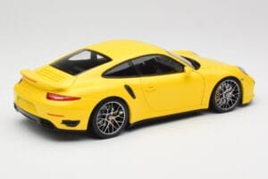 Porsche 911 991 Turbo S Yellow With Silver Wheels Minichamps 1:18 110062322 Diecast — photo 3 of 8