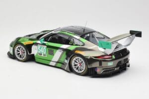 Porsche 911 991.1 GT3 R #540 Black Swan Racing P. Long / T. Pilgrim 24h Daytona 2016 Minichamps 1:18 155166540 Diecast — photo 5 of 6