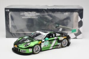 Porsche 911 991.1 GT3 R #540 Black Swan Racing P. Long / T. Pilgrim 24h Daytona 2016 Minichamps 1:18 155166540 Diecast — photo 6 of 6