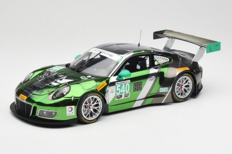 Porsche 911 991.1 GT3 R #540 Black Swan Racing P. Long / T. Pilgrim 24h Daytona 2016 Minichamps 1:18 155166540 Diecast