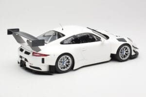 Porsche 911 991.1 GT3 R White With Silver Wheels Minichamps 1:18 153166000 Diecast — photo 2 of 6