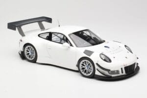 Porsche 911 991.1 GT3 R White With Silver Wheels Minichamps 1:18 153166000 Diecast — photo 4 of 6