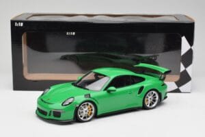Porsche 911 991.1 GT3 RS Lizard Green & Silver Wheels Minichamps 1:18 153066229 Diecast — photo 6 of 6