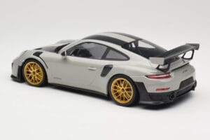 Porsche 911 991.2 GT2 RS Chalk Weissach Package Golden Wheels Minichamps 1:18 155068304 Diecast — photo 5 of 6