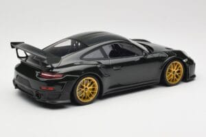 Porsche 911 991.2 GT2 RS Green Weissach Package Golden Wheels Minichamps 1:18 155068306 Diecast — photo 2 of 6