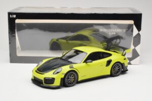 Porsche 911 991.2 GT2 RS Lime Green with Silver Wheels Minichamps 1:18 155068309 Diecast — photo 6 of 6