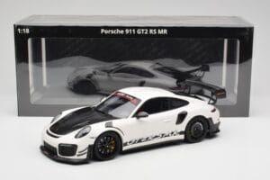 Porsche 911 991.2 GT2 RS Manthey Racing White Minichamps 1:18 MR-911-GT3RS-1802-W Diecast — photo 6 of 6