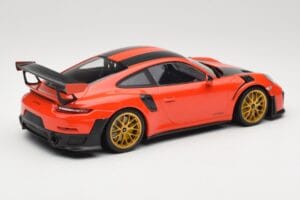 Porsche 911 991.2 GT2 RS Orange Weissach Package Golden Wheels Minichamps 1:18 155068305 Diecast — photo 2 of 6