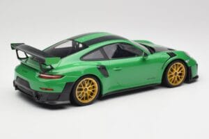 Porsche 911 991.2 GT2 RS Weissach Package British Racing Green & Golden Wheels Minichamps 1:18 153068318 Diecast — photo 2 of 6