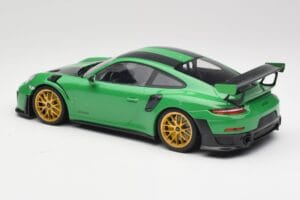Porsche 911 991.2 GT2 RS Weissach Package British Racing Green & Golden Wheels Minichamps 1:18 153068318 Diecast — photo 5 of 6