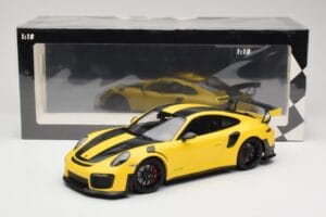 Porsche 911 991.2 GT2 RS Weissach Package Yellow with Black Wheels Minichamps 1:18 155068311 Diecast — photo 6 of 6