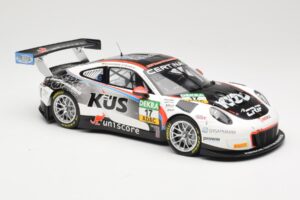 Porsche 911 991.2 GT3 R Kus Team 75 Bernhard #17 M. Ammermüller / M. Jaminet ADAC GT Masters 2017 Minichamps 1:18 155176917 D — photo 4 of 6