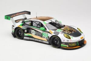 Porsche 911 991.2 GT3 R #28 Alegra Motorsports D. de Quesada / M. Morad Class Winners 24 Hours of Daytona 2017 Minichamps 1:1 — photo 4 of 6