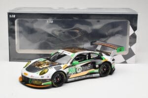 Porsche 911 991.2 GT3 R #28 Alegra Motorsports D. de Quesada / M. Morad Class Winners 24 Hours of Daytona 2017 Minichamps 1:1 — photo 6 of 6