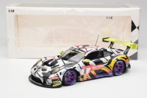Porsche 911 991.2 GT3 R #8 Iron Force Ring Police 24 Hours Nürburgring 2019 Minichamps 1:18 153196088 Diecast — photo 6 of 6