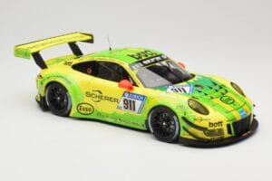 Porsche 911 991.2 GT3 R #911 Manthey Racing R. Dumas / F. Makowiecki 24 Hours of Nurburgring 2017 Minichamps 1:18 155176911 D — photo 4 of 6
