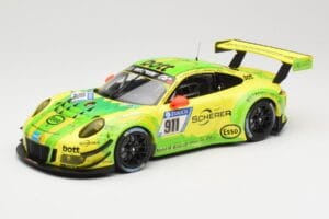 Porsche 911 991.2 GT3 R #911 Manthey Racing R. Dumas / F. Makowiecki 24 Hours of Nurburgring 2017 Minichamps 1:18 155176911 D