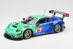 Porsche 911 GT3 R 991.2 Team Falken Motorsport #44 P. Dumbreck / M. Ragginger / S. Müller / K. Bachler ADAC 24 Hours Nürburgr