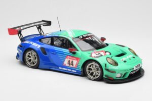 Porsche 911 GT3 R 991.2 Team Falken Motorsport #44 P. Dumbreck / M. Ragginger / S. Müller / K. Bachler ADAC 24 Hours Nürburgr — photo 6 of 6