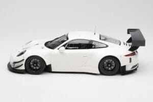 Porsche 911 991.2 GT3 R White with Black Wheels Minichamps 1:18 155186900 Diecast — photo 3 of 6