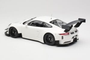 Porsche 911 991.2 GT3 R White with Black Wheels Minichamps 1:18 155186900 Diecast — photo 5 of 6