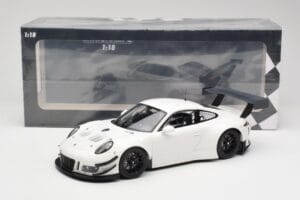 Porsche 911 991.2 GT3 R White with Black Wheels Minichamps 1:18 155186900 Diecast — photo 6 of 6