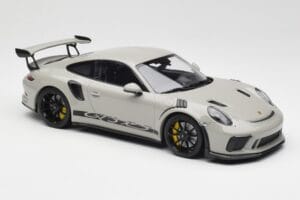 Porsche 911 991.2 GT3 RS Chalk Wording Black Wheels Minichamps 1:18 153068230 Diecast — photo 4 of 6