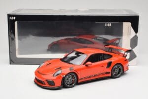 Porsche 911 991.2 GT3 RS Lava Orange & Silver Wheels Minichamps 1:18 155068225 Diecast — photo 6 of 6