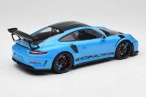 Porsche 911 991.2 GT3 RS Miami Blue Weissach Package & Black Magnesium Wheels Minichamps 1:18 153068231 Diecast — photo 2 of 6