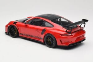 Porsche 911 991.2 GT3 RS Weissach Package Guards Red Black Wheels Minichamps 1:18 153068223 Diecast — photo 5 of 6